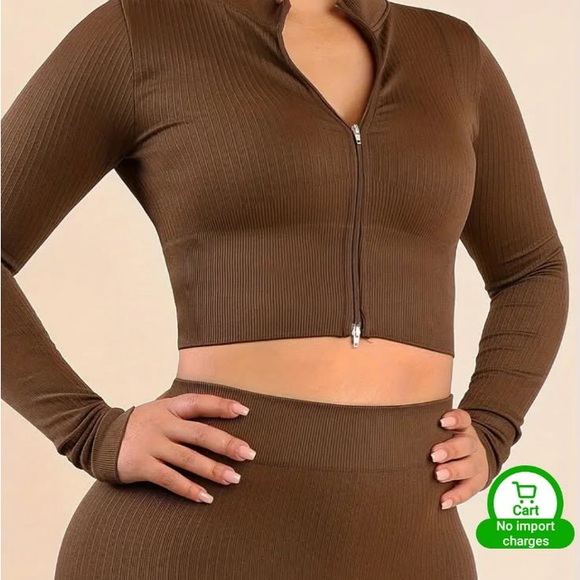 Black Ribbed Yoga Set - Picture 4 of 9